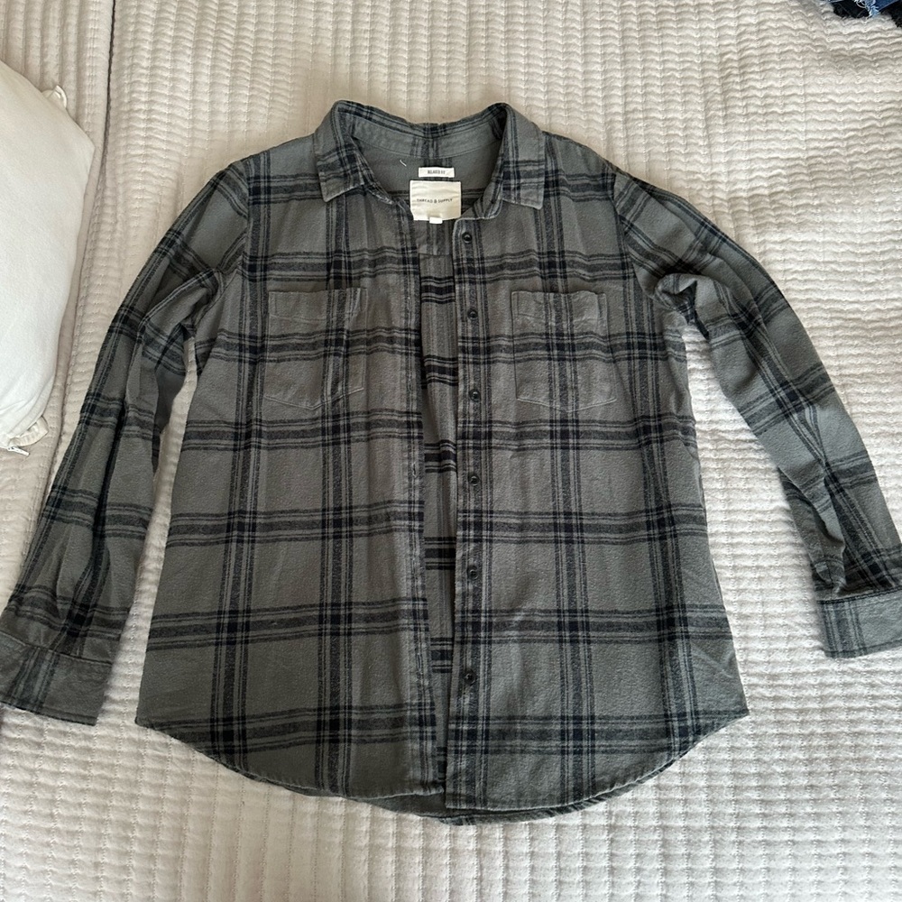 Thread and Supply - Black/Green Flannel with pockets